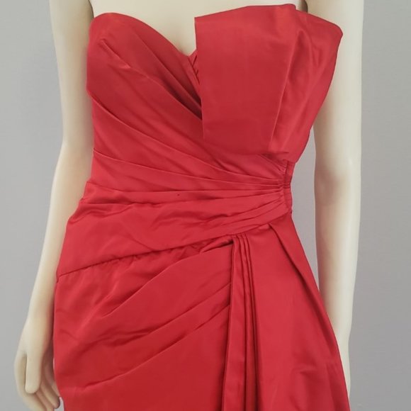 Victor Costa Dresses & Skirts - red strapless cocktail dress Victor Costa 1980s XS